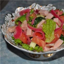 Салат из говядины с маринованным луком Салат из магнита с маринованным луком рецепты