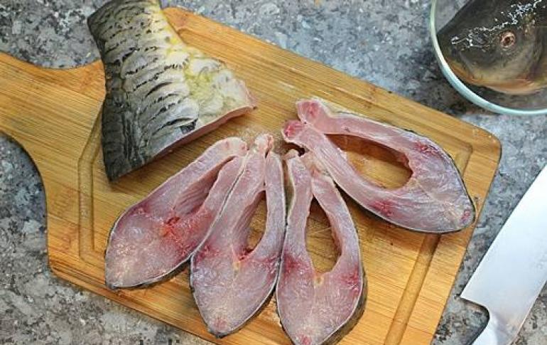생선을 얼마나 오래 튀겨야 하며 어떻게 튀겨야 할까요: 건강한 식습관에 대한 질문