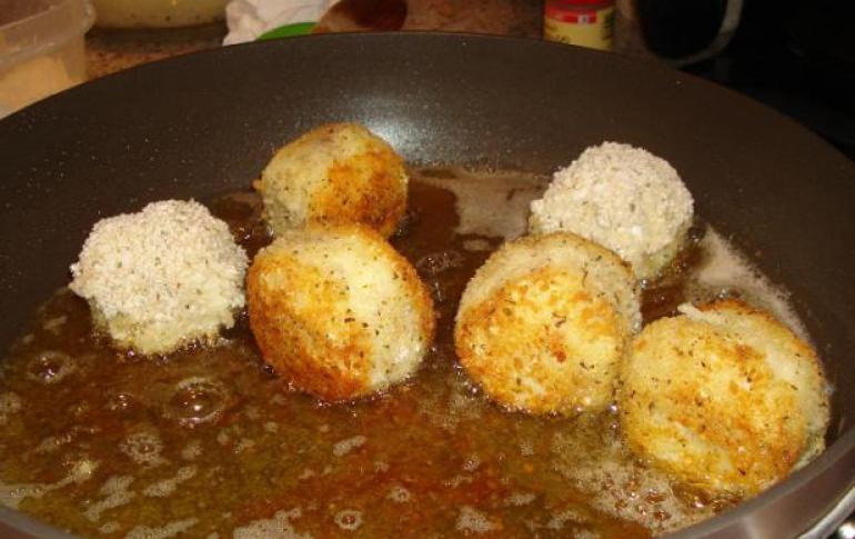 Mashed potato cakes fried in a frying pan - just try how delicious it is!